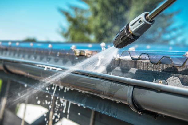 Best Sidewalk Pressure Washing  in Santa Clara, NM