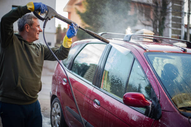 Best Roof Power Washing Services  in Santa Clara, NM
